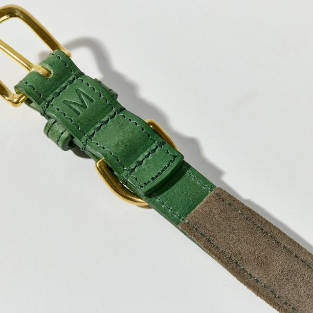 สีเขียว