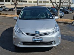 2013 Toyota Prius v beş FWD kullanılan elektrikli hibrid araba 8L Turbo motor otomatik şanzıman ışık deri R18 alüminyum alaşım - Product Image 2