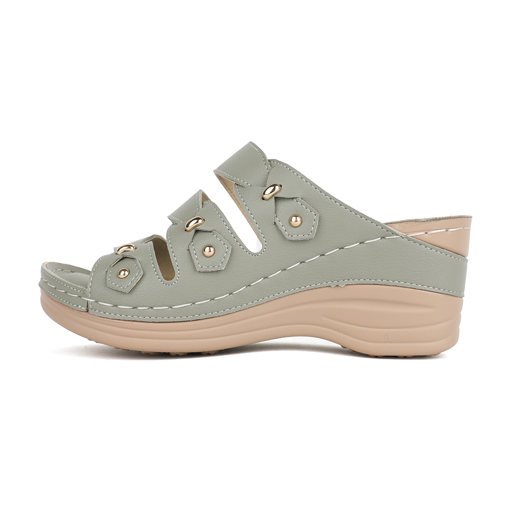 สีเขียว