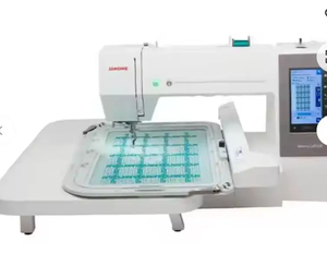 Janome记忆工艺550E单头绣花机，带保修和退货政策新型号 - Product Image 2