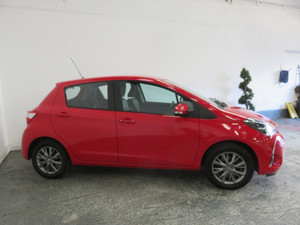 Offer for Yaris 1.5 Hybrid Excel 5dr CVT Right Handwheel Light Interior <strong>8L</strong> <strong>Turbo</strong> AWD R17 Size-Freshly Available Sale - Product Image 2