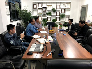 高通量均匀性<span class=keywords><strong>PID</strong></span>控制快速泵送，易于基板加载Carlight真空镀膜机设备
