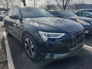 Mükemmel kullanılan 2023 Audi e-tron - Product Image 3