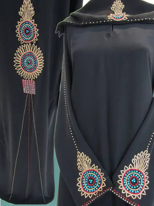 आकर्षक पत्थर काम काले Abaya मुस्लिम महिलाओं के कपड़े के लिए