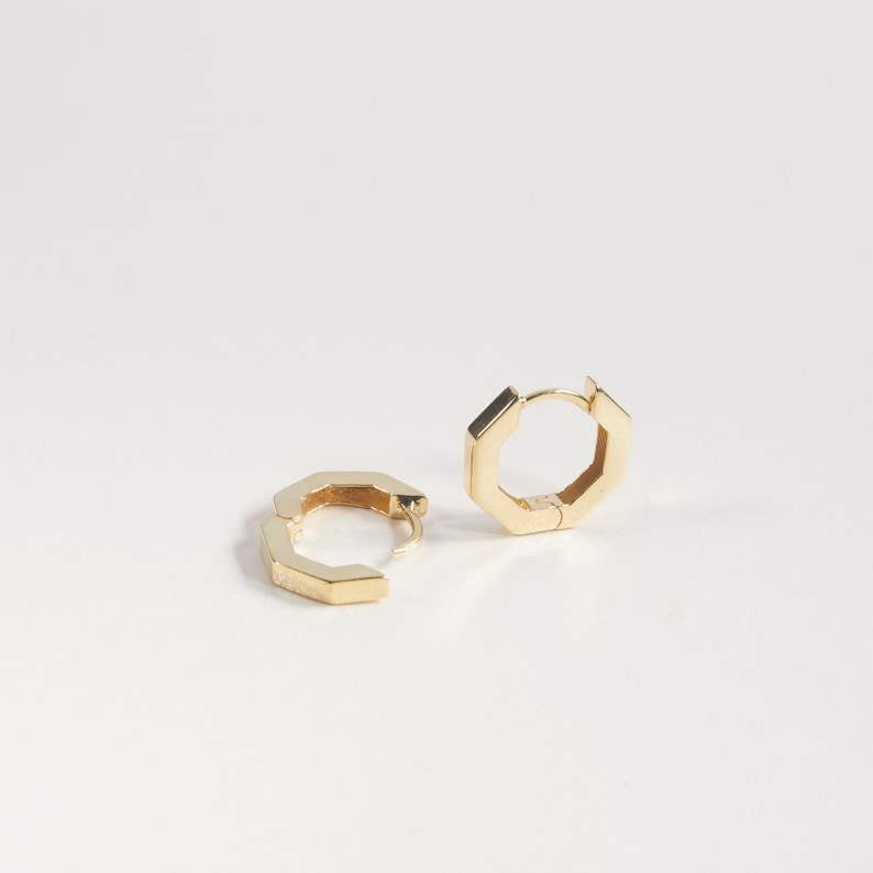 ตามการแสดง