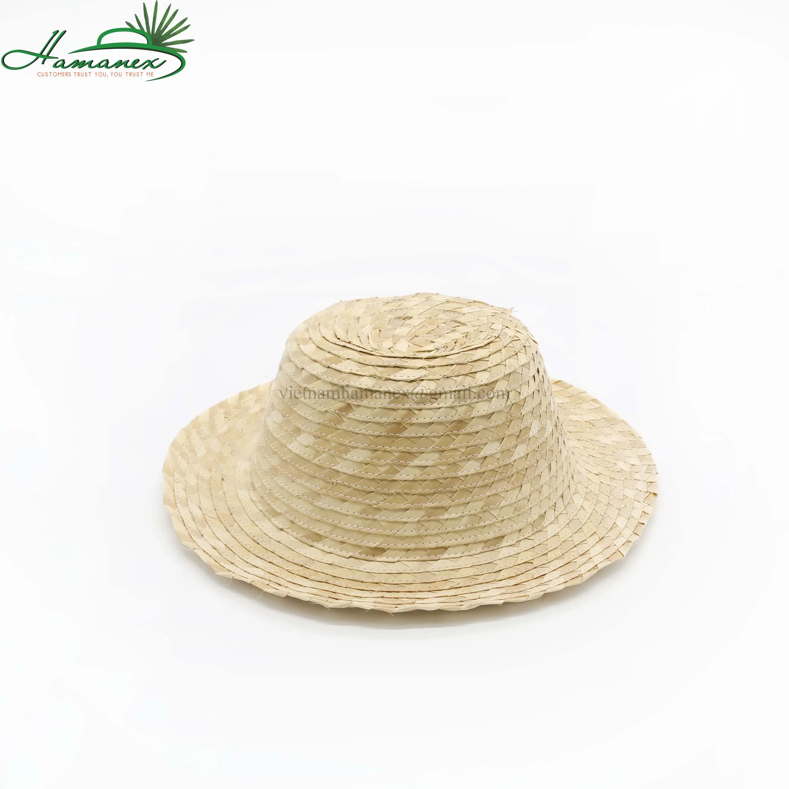 Chapéu feito de material de palha e de malha em uma nova forma combinando 2 cores brancas de palha natural 2023
