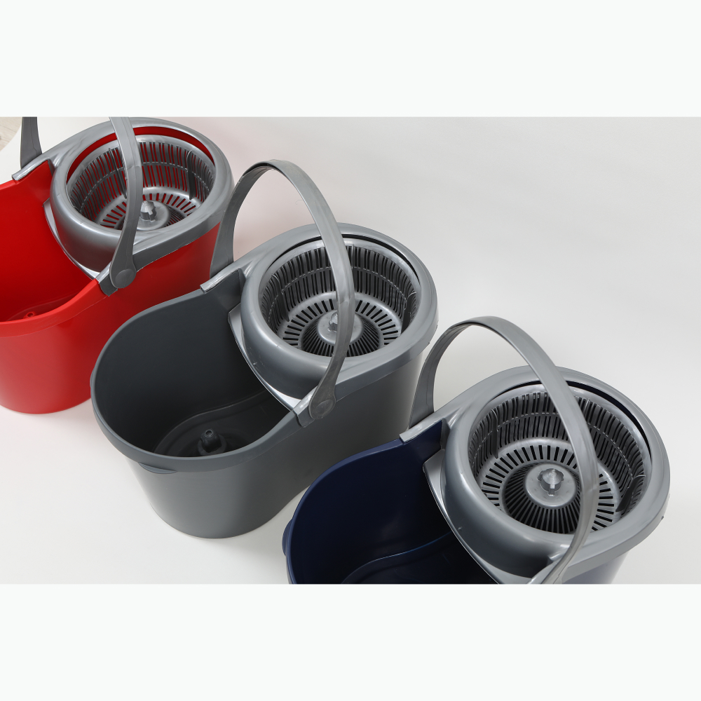 Rouge, Gris, Bleu marine