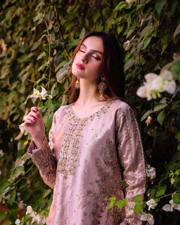 ตามที่เห็นตามภาพ