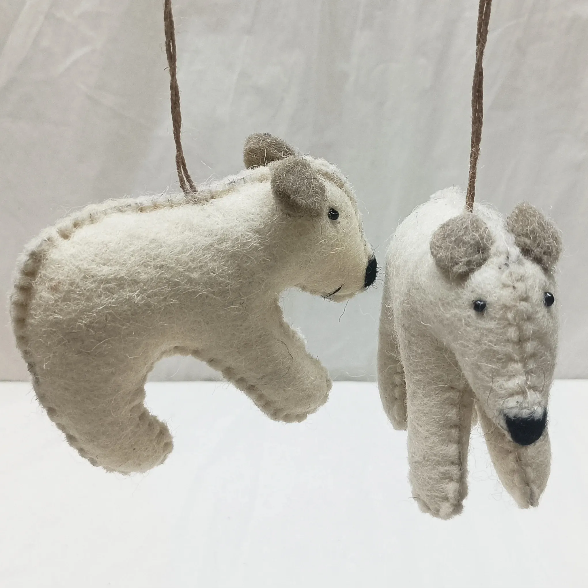 Jouets en peluche classiques animaux en peluche personnalisé ours en peluche mignon avec ruban vert tissu doux pour les enfants pour les cadeaux de noël