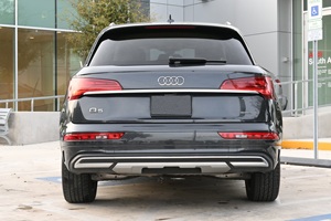 Deri koltuklar koyu iç AWD ve R16 lastikler sol direksiyon ile kullanılan 2021 Audi Q5 Premium Quattro temiz - Product Image 6