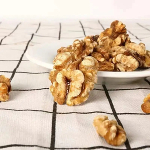 Nozes e castanhas de caju de melhor qualidade, nozes amarelas cruas e casca de nozes do Vietnã, tipo lanches de nozes em embalagens a granel