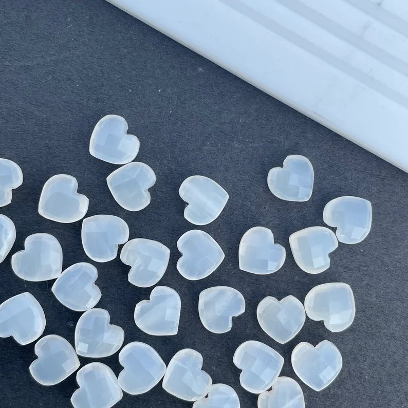 เช่นเดียวกับภาพ