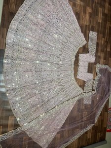 Güzel varış 2024 parti düğün kıyafeti en güzel <span class=keywords><strong>Net</strong></span> malzeme Lehenga Choli düşük oranlı toptancı hindistan