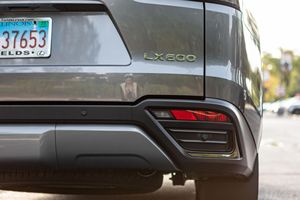 2023 toyota לקסוס lx 600 תאום-טורבו v6 4wd טנדר מצב מעולה ללא שינוי חבילת מראה פנים אור חדש למכירה