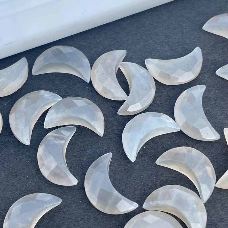 เช่นเดียวกับภาพ