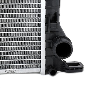 PartsQueen soğutma sistemi radyatör Autopart ihracat yüksek performans AUDIA4 <span class=keywords><strong>8K0121251H</strong></span> için Fit