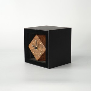 Orologio da scrivania in noce di lusso-Design geometrico moderno, movimento silenzioso unico orologio da tavolo in legno artigianale - Product Image 3