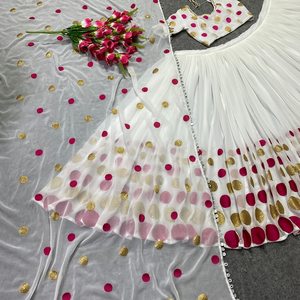 Hot Selling Light Weight White Traditional Indian Outfit Latest <strong>New</strong> Designer <strong>Lehenga</strong> for Women to Wear Wedding or Party Wear