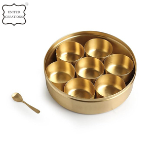 ふた付きキッチン用COPPERスパイスボックス/マサラダバ、7つのスパイスコンテナと1つのデザイナースプーン真ちゅう製マサラボックス (スパイス収納用) - Product Image 2