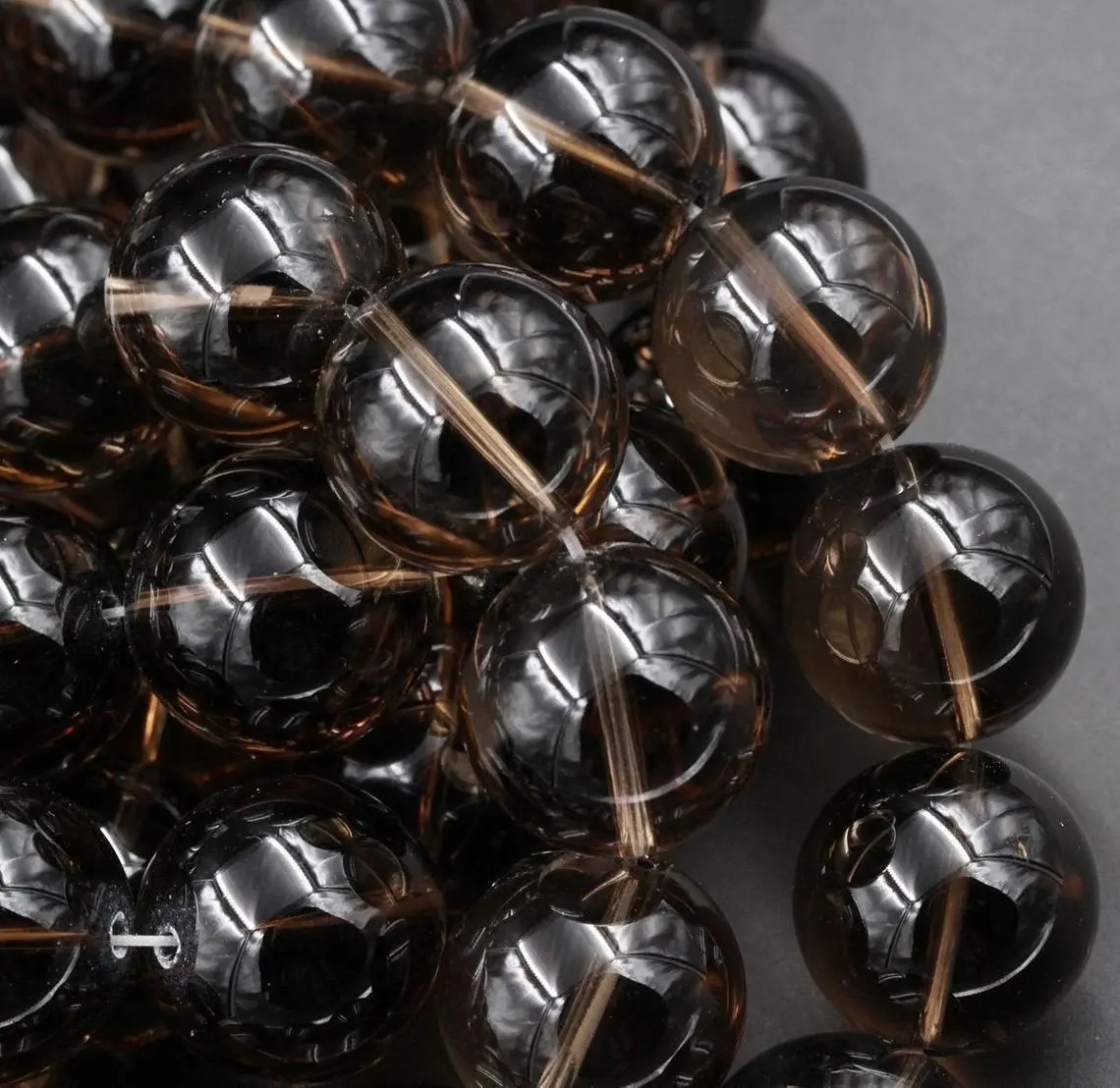 สีน้ำตาล