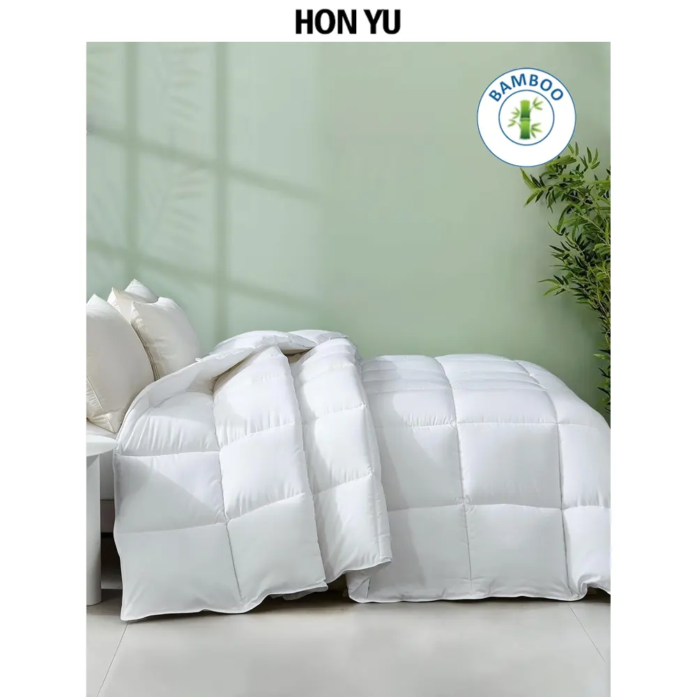 Échantillon gratuit de couette en viscose de bambou Queen Size en peluche respirante ultra douce pour toutes les saisons