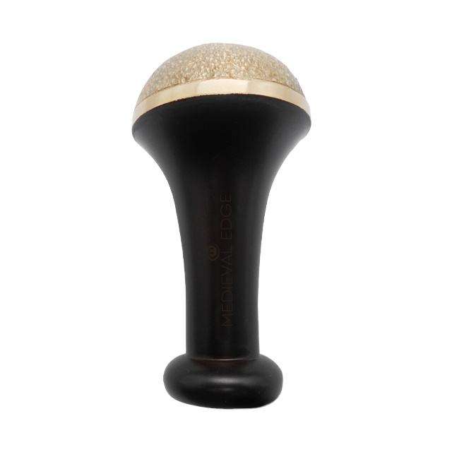 สีน้ำตาลเข้ม