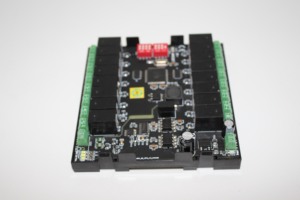 Módulo IO con 8 entradas digitales, 8 puertos de salida digital y Modbus RTU RS485 () - Product Image 3