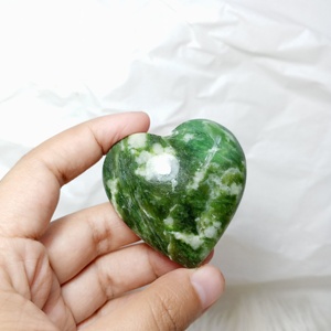 Toptan doğal nefrit yeşim küçük kalp Jasper yüksek kalite şifa kristal el sanatları küçük taşlar endonezya'dan - Product Image 1