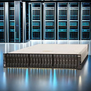 Servidor de almacenamiento empresarial IBM FlashSystem 7300 de alto rendimiento - Product Image 1