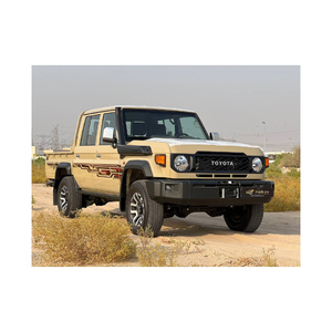 รถกระบะ Toyota Land Cruiser ที่มีการก่อสร้างที่แข็งแกร่งสำหรับงานที่มีความต้องการ