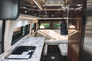 M-ercedesベンツスプリンター3500エアストリーム州間高速道路2018