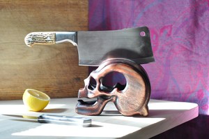 Supporto personalizzato per coltelli dal Design antico in legno di bambù con finitura naturale perfetta per la visualizzazione e l'organizzazione della cucina