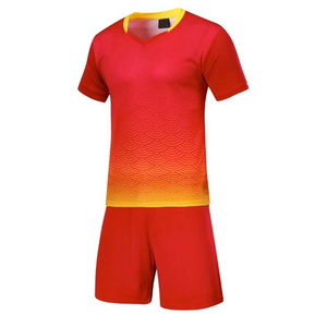 来样定做廉价空白时尚足球服超质量100% 聚酯纽扣定制足球服定制颜色
