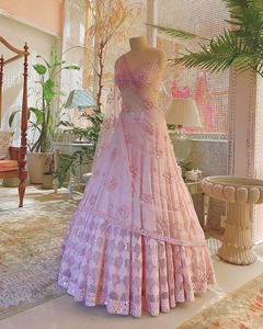 Softy ipek kumaş ve can-can & tuval ile yumuşak <span class=keywords><strong>Net</strong></span> hindistan'dan en iyi fiyata mevcut 3.8 mtr Flair ile Lehenga eklendi