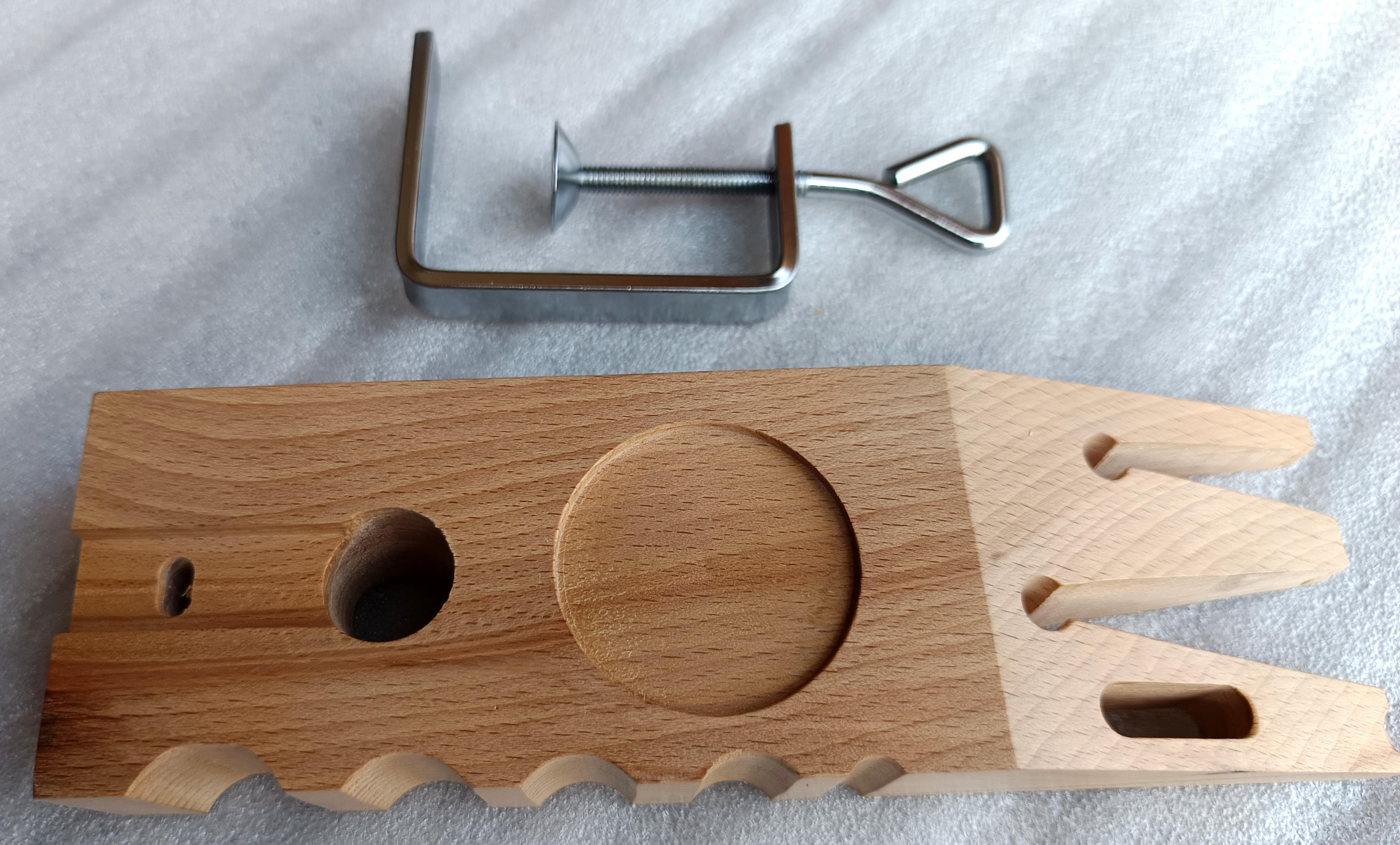 สีน้ำตาล