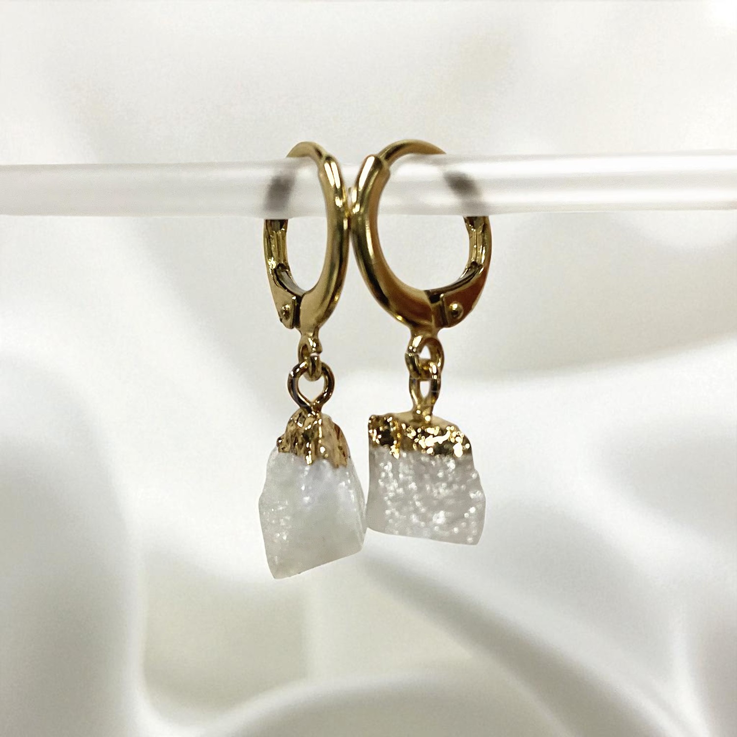 มูนสโตนสีรุ้ง