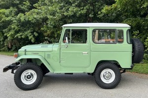 中古トヨタランドクルーザーFJ40 1979 SUV 5シート100% 完璧に動作し、事故なし、1年保証付き - Product Image 5