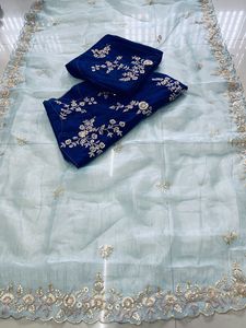 最新设计师美丽的富有帕卢提花工作纱丽高品质派对礼服，以Lehenga Choli花式型号为特色