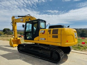 Kedi 323D3 ekskavatör paletli için 2024 kullanılan 25 Ton çalışma ağırlığı Cummins Yuchai motor Changjiang hidrolik pompa çekirdek dahil