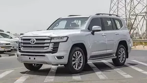 Toyota Landcruiser 300 VXR 3.3D ดีเซลมือสองที่ใช้เครื่องยนต์เทอร์โบพวงมาลัยซ้าย2022 - Product Image 3