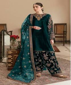 Indian-<strong>Pakistani</strong> Fusion: Indian <strong>Pakistani</strong> Salwar Kameez - Fusion of Traditional Indian and <strong>Pakistani</strong> Styles for a Unique Fashion - Product Image 1
