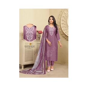Attctaive tasarım Readymade 3 parça Kurtis pantolon seti nakış iş ile hindistan ihracat gelen nedensel giymek için - Product Image 1