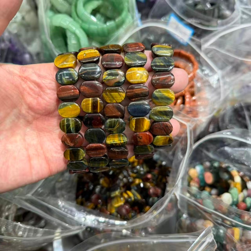 หินตาเสือ