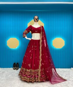Vintage Lehenga Choli Set with Ready-to-Wear One-Piece <strong>Design</strong> Gorgeous Bridal Lehenga: Stylish Designer Lehenga Choli Set - Product Image 6