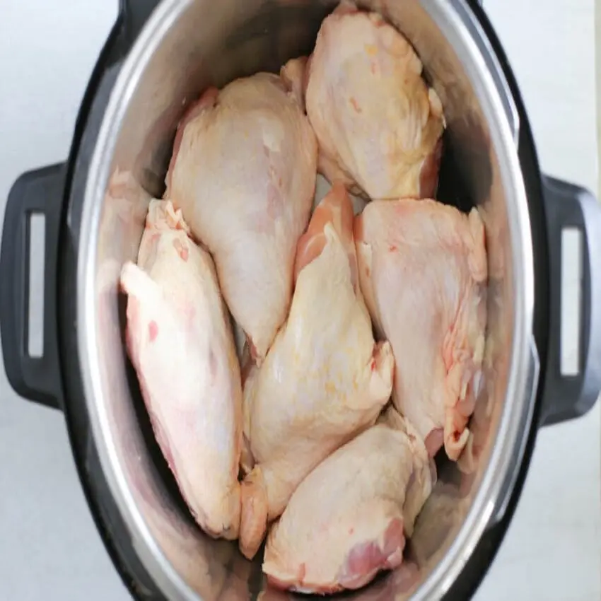Pollo congelado muslos de pollo/cuarto de pierna de pollo/pechuga de pollo vendedores a granel