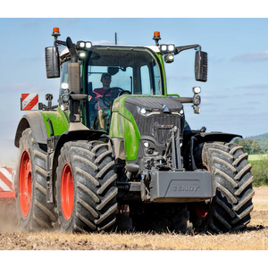 Premium Tractor with VarioDrive <strong>Fendt</strong> 700 <strong>Vario</strong> - Product Image 1