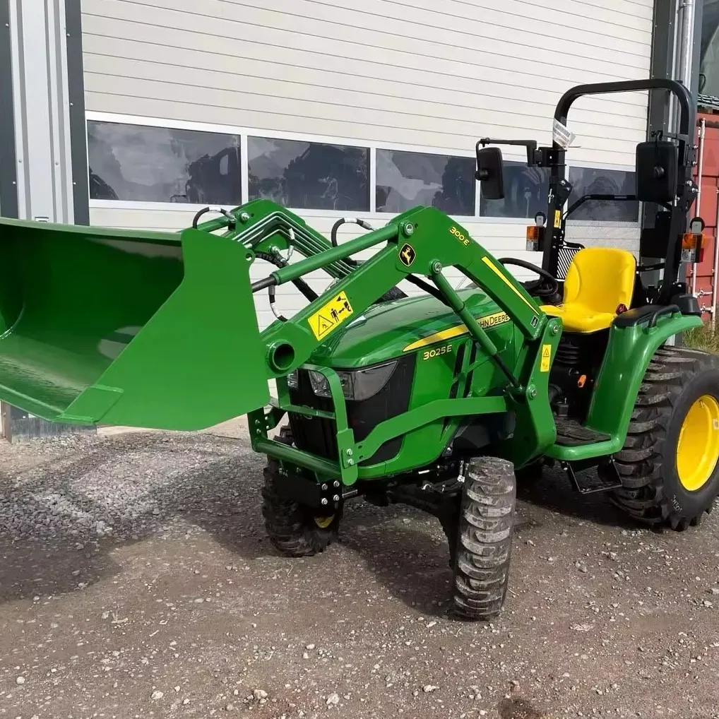 John Deer 3025 E trazione integrale da trattore compatto, idraulica anteriore 24hp John Deer trattore 3025E trasmissione idrostatica