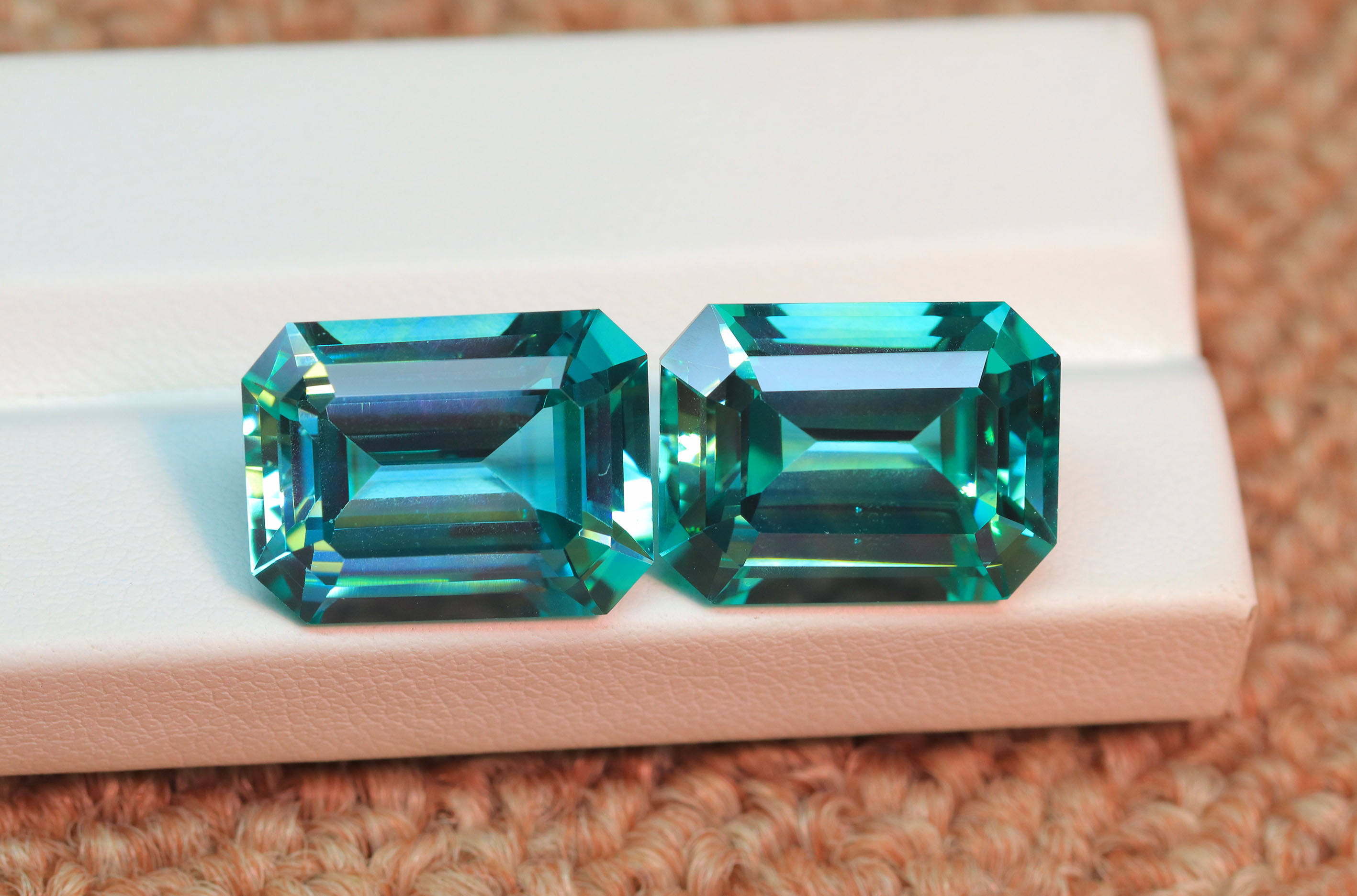 เหมือนกับภาพ