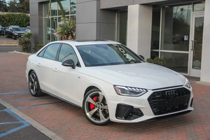 A4 AU Di 2024 Q U A T R O Premium PLUS S line 45 TFSI AWD - Product Image 2
