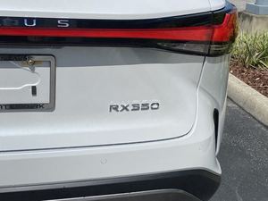 使用された2024 L-e-x-u-s RX 350 F-WD - Product Image 4